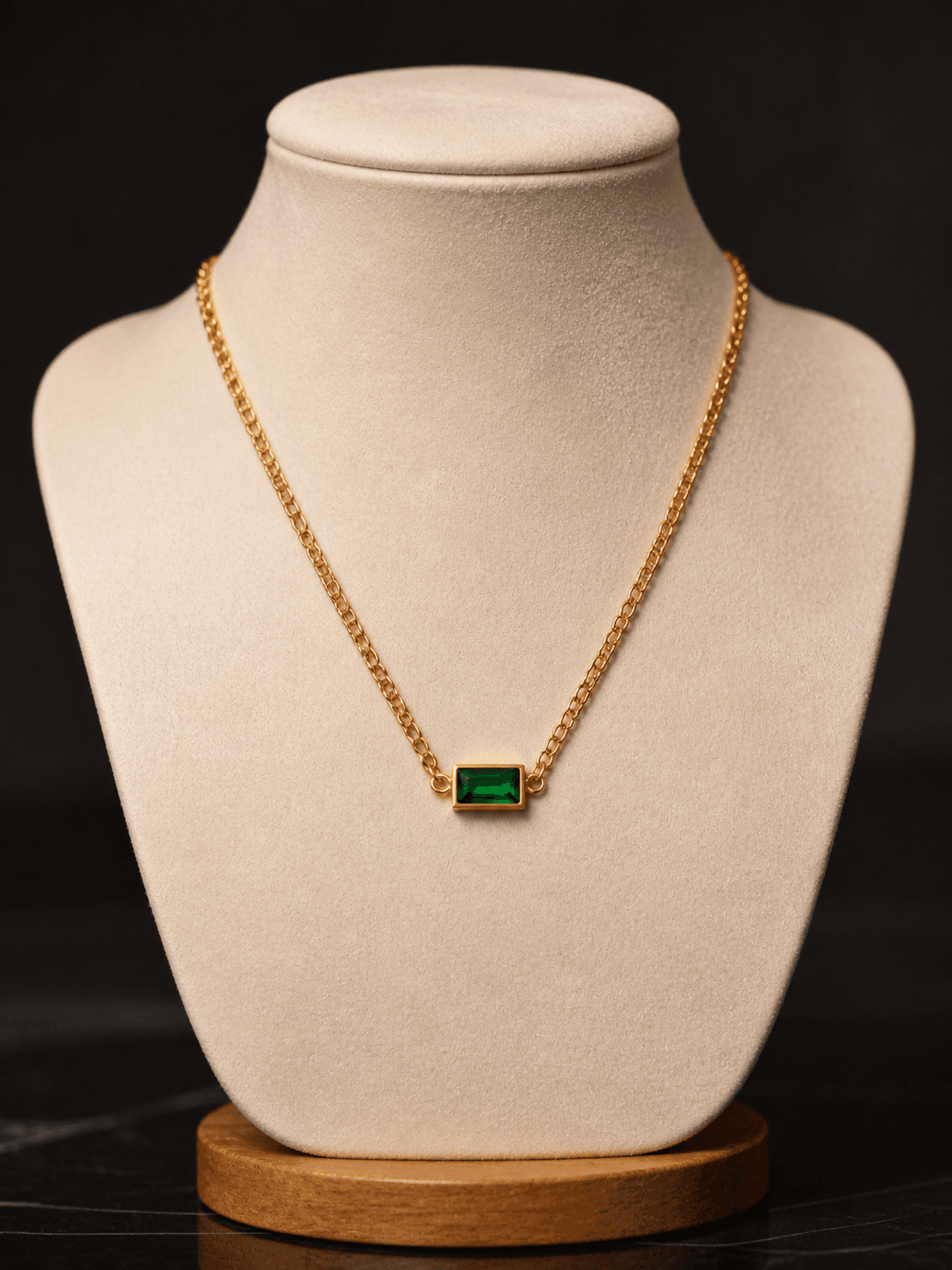Minimal Emerald Green Crystal Gold Plated Pendant Necklace for Women - view 2